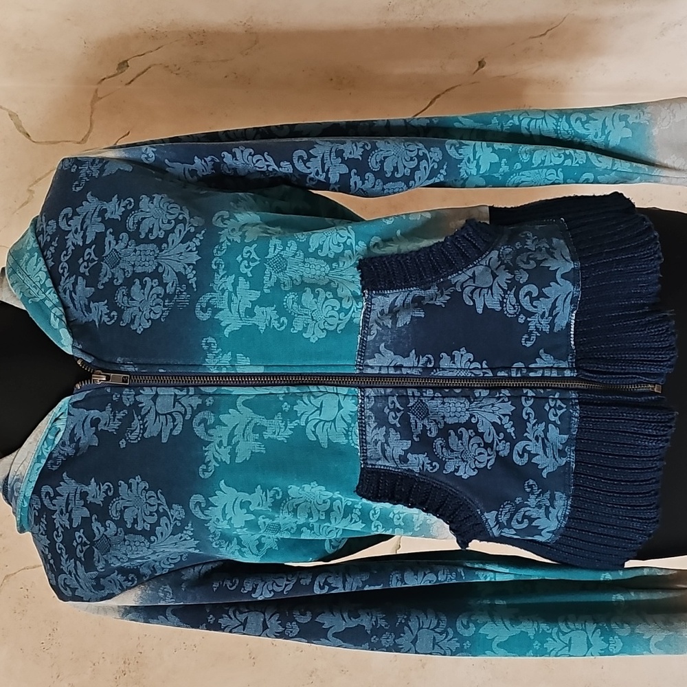LA Kitty Full Zip Blue Ombre Hooded Sweater Sweatshirt Jacket Junior Size Large